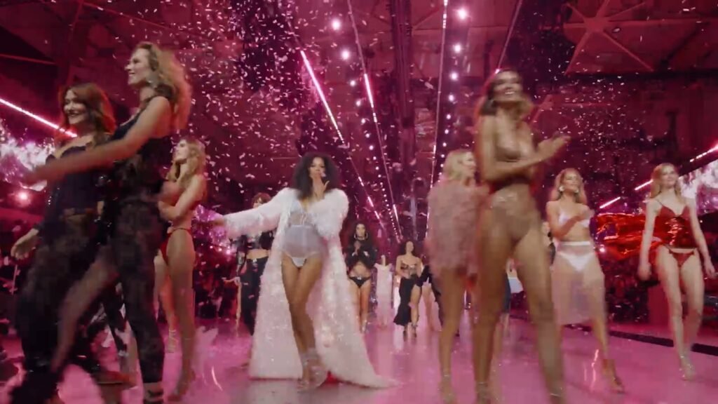 il ritorno in passerella del brand di lingerie Victoria's Secret, Il rituale della seduzione torna in passerella con Victoria’s Secret Fashion Show