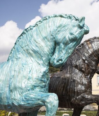 Weekend sul lago tra arte e relax. A Cernobbio (CO) Davide Dall’Osso diffonde le sue “Tracce” Tracce, Davide Dall’Osso, foto di Mario Teli.