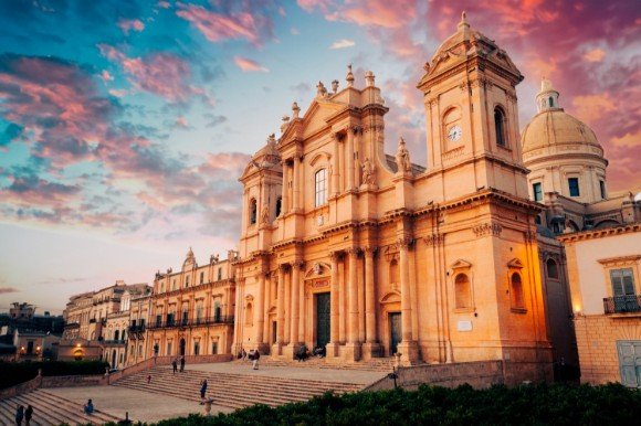 , True Event. Alla scoperta della Sicilia