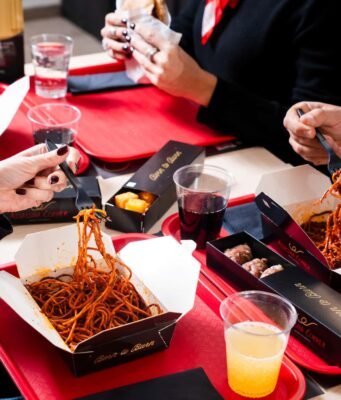 Assassina Corner Milano: il fast food all’italiana con la pasta abbrustolita