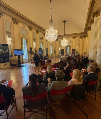 Banco dell’Energia celebra il Teatro la Scala con “Note Di Luce”, le installazioni luminose di Marco Lodola Banco energia