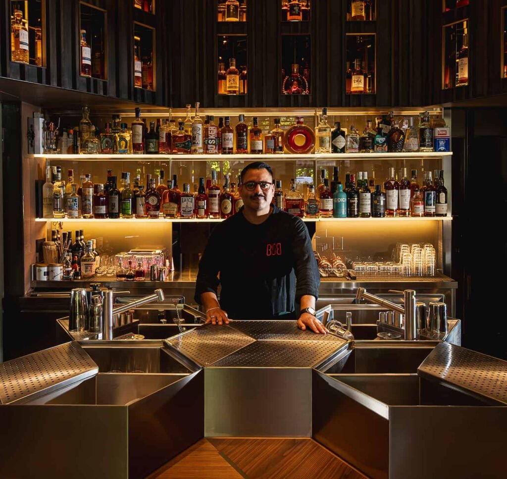 cocktail bar Milano Bob The Other Side Cesar Araujo, Bob The Other Side: la nuova mixology segreta di Milano