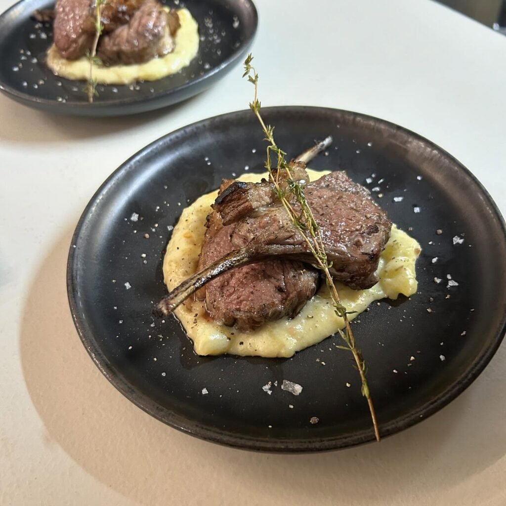 ristorante giapponese tradizionale Milano Emoraya, Un viaggio nella tradizione nipponica autentica