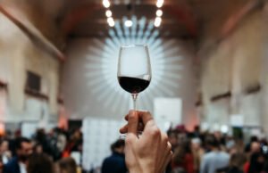 Un solo bicchiere per tutti i vini SALONE DEL VINO TORINO 2024