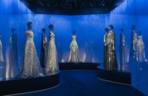 L’arte dell’imperfezione perfetta: Giorgio Armani in mostra