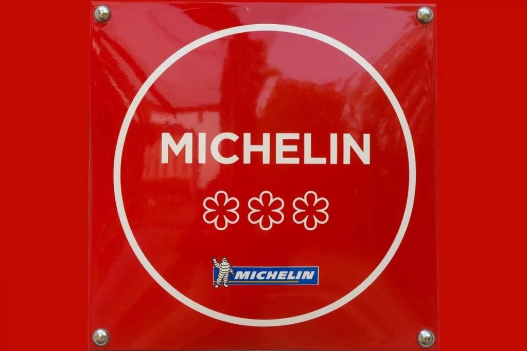 Tokyo Guida Michelin 2026 ristoranti stellati, Tokyo conferma il suo dominio gastronomico mondiale con la Guida Michelin 2026