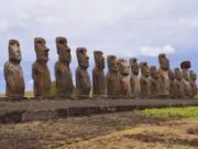 I Moai dell’Isola di Pasqua camminavano davvero: la scienza conferma l’antico mistero
