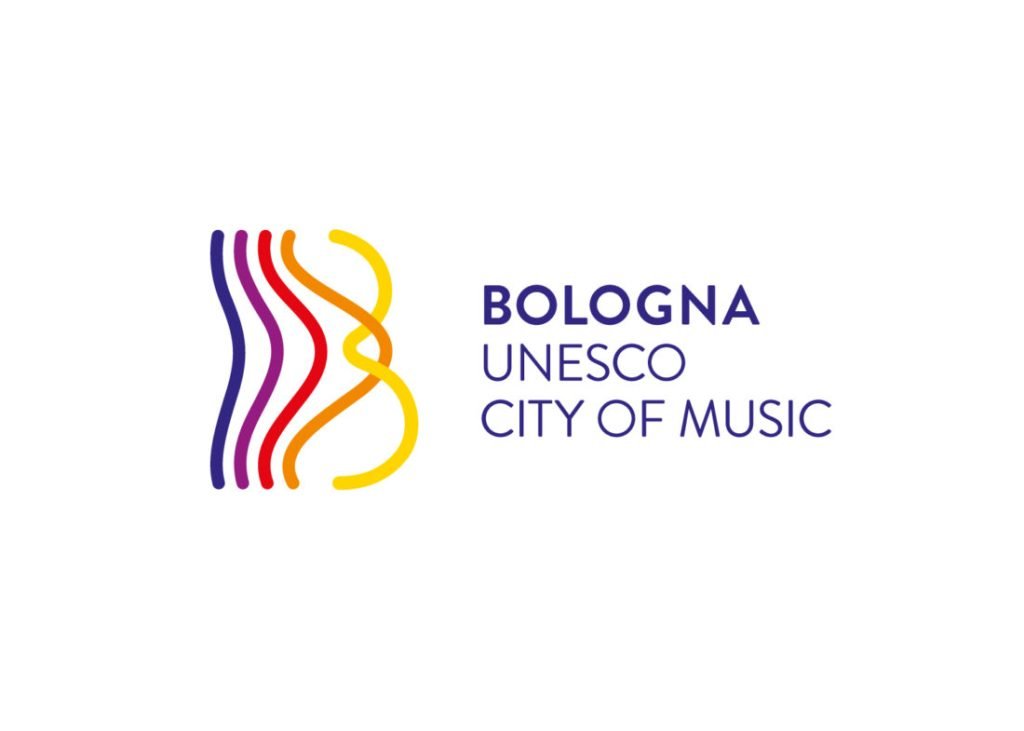 , Bologna città UNESCO di Portici e Musica: l’omaggio di Gianni Morandi e della superband in Piazza Maggiore venerdì 7 giugno