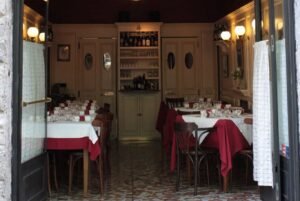 Il Vinaccio in Via Giuseppe Abamonti, Il Vinaccio – Porta Venezia