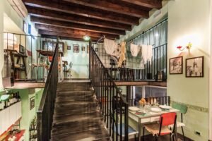 Dada in taverna Via Morigi Milano, Risoelatte