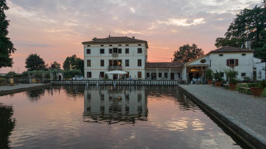 Villa Stecchini