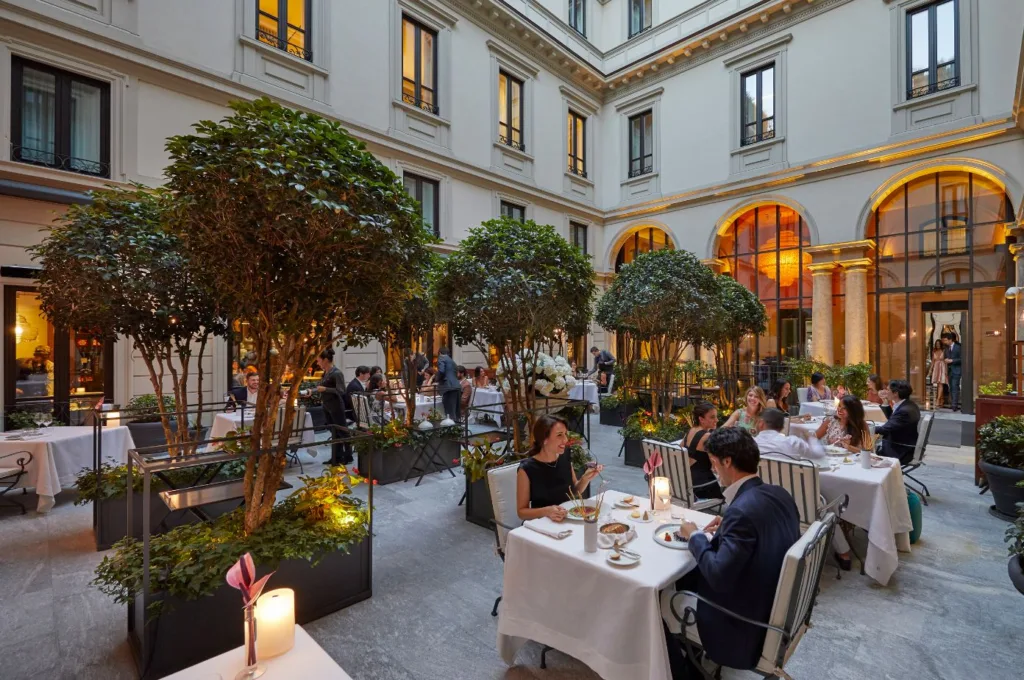 Cortili Aperti Milano 2026 dimore storiche Brera visite gratuite 24 maggio, Milano apre i suoi portoni: i palazzi segreti del quartiere Brera accessibili a tutti per un giorno