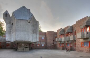 La cappella St. Hildegardis di Gottfried Böhm a Düsseldorf: l’architettura brutalista che dialoga con il sacro No News la rivista dell'ozio e della serendipità, Ozio e serendipità