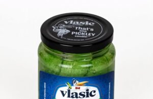 #Una candela che profuma di sottaceti