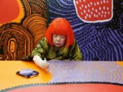 Yayoi Kusama al Museum Ludwig di Colonia: retrospettiva 2026 con Infinity Mirror Rooms e opere inedite