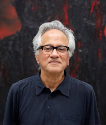 Anish Kapoor trasforma Venezia in un abisso di luce e vuoto: la mostra che sfida i confini della percezione #Anish Kapoor mostra d’arte. Un viaggio introspettivo.