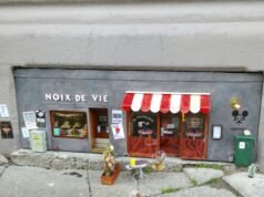 I topi svedesi che cambiano il modo di guardare le città: la street art in miniatura di Anonymouse