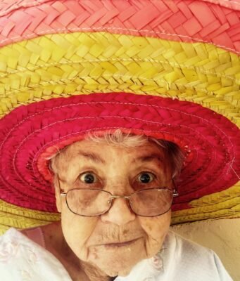 Quello che “tutti sanno” è spesso falso: la scienza smonta le credenze più radicate