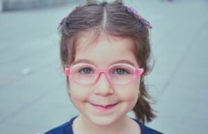 #Come capire se nostro figlio ha bisogno degli occhiali con il ritorno a scuola