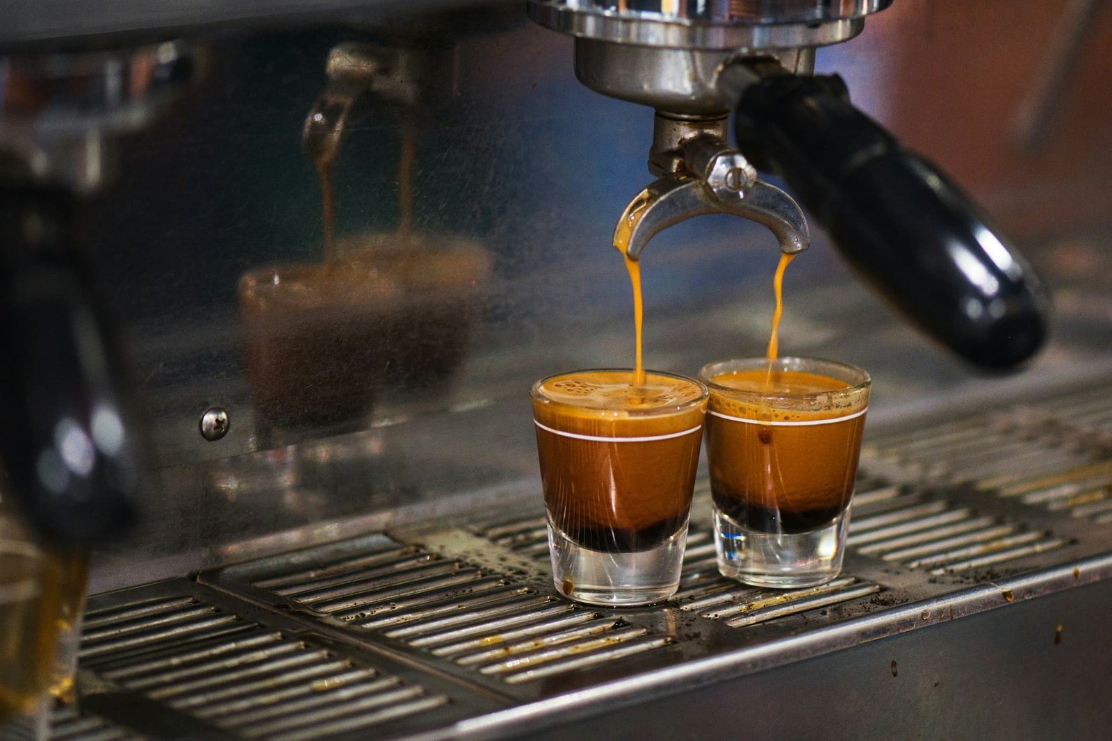 dove la storia si beve in tazza i cinque bar pi249 iconici d8217italia da Nonewsmagazine.com dove la storia si beve in tazza i cinque bar pi249 iconici d8217italia