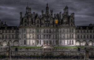 Itinerari da paura: avventure on the road tra castelli secolari e i loro oscuri segreti