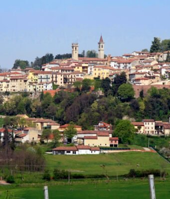 Al Castello di Uviglie la primavera inizia con una nuova vigna Castello di Uviglie