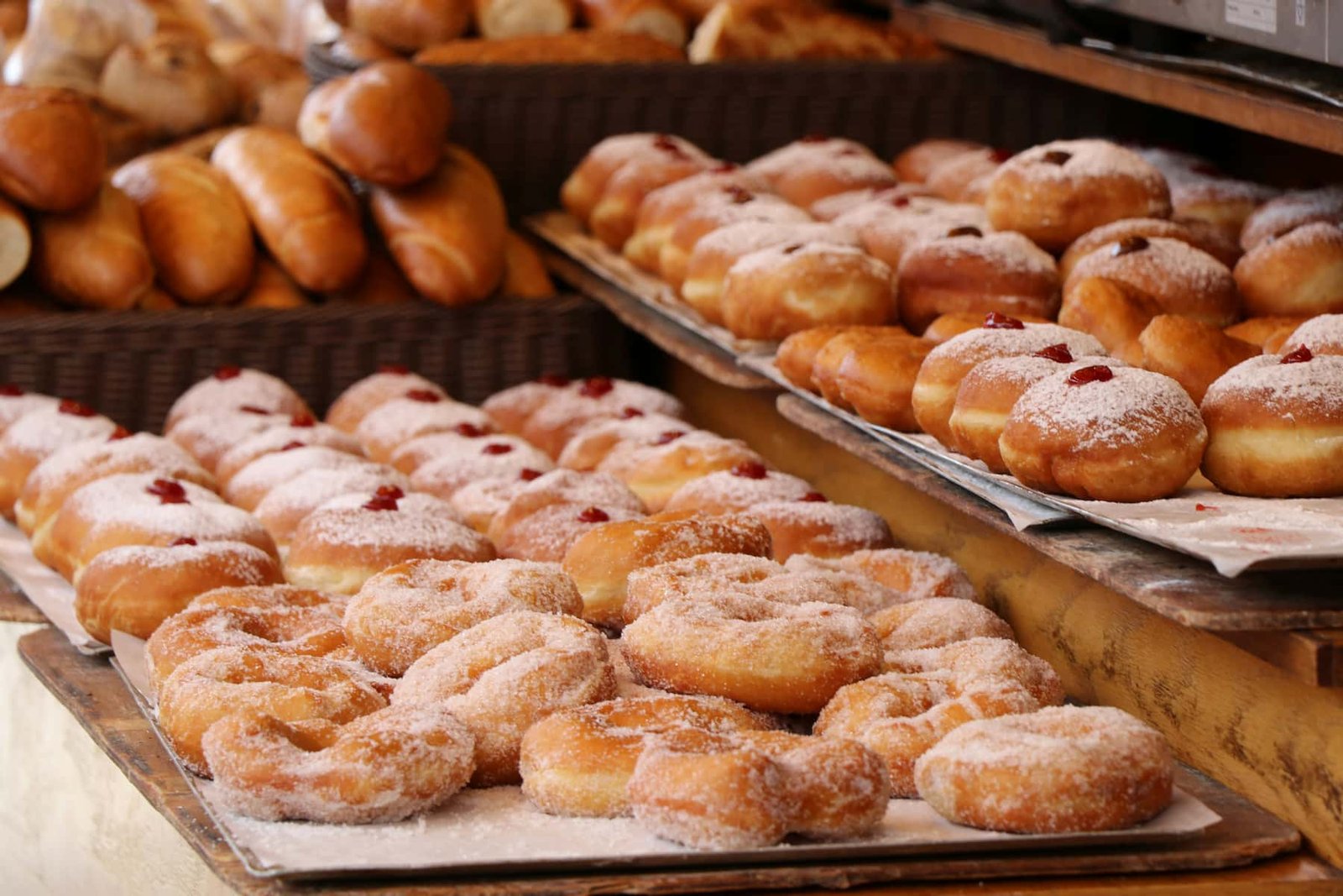 un impasto mille anime il viaggio del bombolone attraverso l8217europa da Nonewsmagazine.com un impasto mille anime il viaggio del bombolone attraverso l8217europa