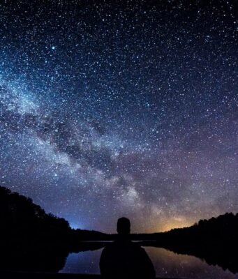 La leggenda cinese di Qixi: quando due stelle innamorate si incontrano una volta l’anno