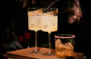 I bar più strani del mondo: dagli orinatoi vittoriani alle tombe nabatee