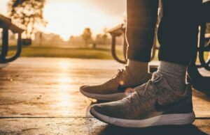 Ragazzi e sport: come affrontare piedi piatti, scoliosi e sovrappeso all’inizio della stagione sportiva