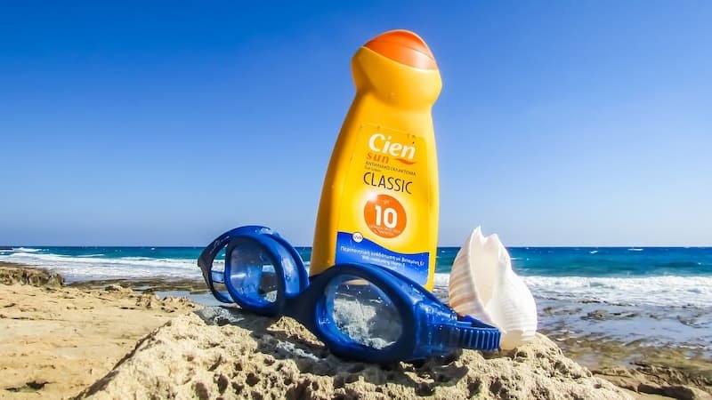 Creme abbronzanti, #Solari e protezione della pelle: le abitudini di acquisto degli italiani