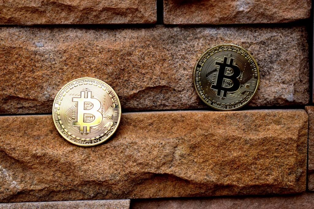truffe online sulle cryptovalute, #Criptovalute. 10 campanelli di allarme per riconoscere le truffe