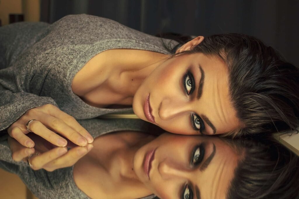 Tendenze moda e beauty autunno inverno 2025-2026 abbinamenti outfit sofisticati, L’arte di abitare l’autunno: costruire l’outfit per la stagione autunno/inverno 2025/2026