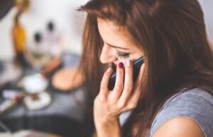 Come comunicare gratis all’estero: le migliori app per chiamate internazionali