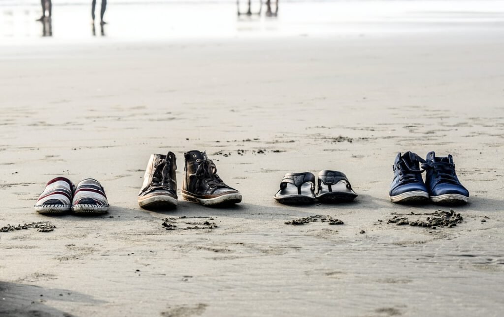 #Espadrillas: dai pescatori baschi a Chanel passando per YSL e Miami Vice, storia di un successo inarrestabile
