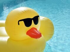 L’estate dei legami: cronaca sociale della bella stagione