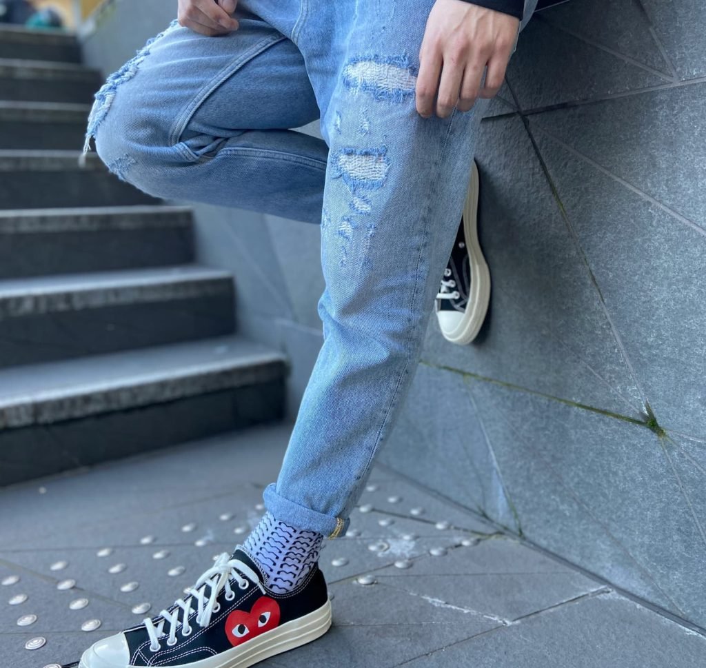 denim purificatore aria PURE.TECH Stella McCartney, I jeans diventano depuratori d’aria: la sfida tecnologica di Stella McCartney