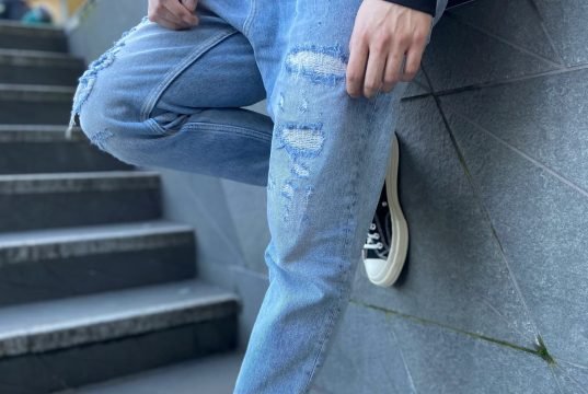 I jeans diventano depuratori d’aria: la sfida tecnologica di Stella McCartney No News la rivista dell'ozio e della serendipità, Ozio e serendipità