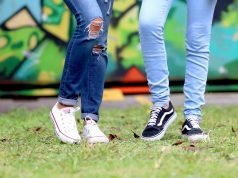 Teenager indiano trasforma vecchi jeans in sacchi a pelo: Project Jeans combatte spreco tessile e ipotermia No#News la rivista dell'ozio e della serendipità, Ozio e serendipità