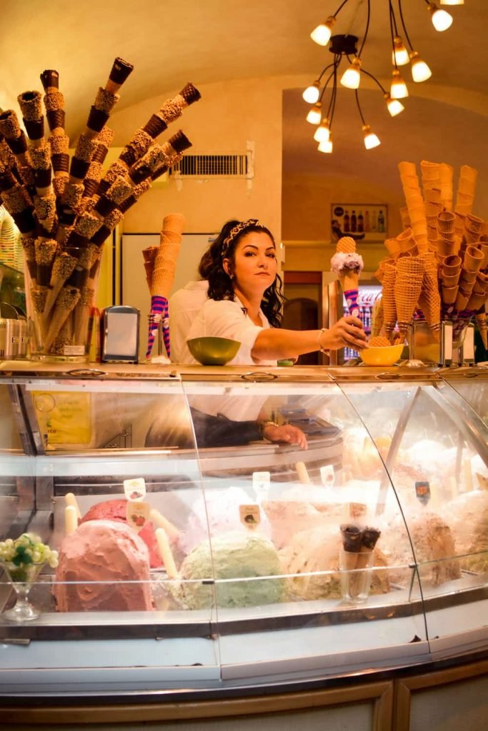 Acquisti di dolci, Ghiacciolo o gelato? Everli mappa la voglia di dolci estivi degli italiani