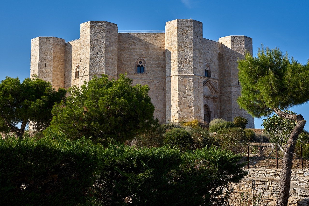 Il sito UNESCO di Castel del Monte diventa un HoloMuseum #Il sito UNESCO di Castel del Monte diventa un HoloMuseum