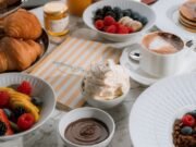 Colazione, musica e skyline: all’Excelsior Hotel Gallia Milano il breakfast diventa un rito urbano