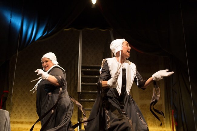 #Le intellettuali che sgorgano dal Fontana