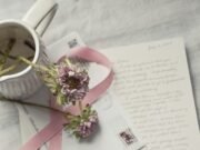 A Parigi, un caffè dove il tempo scorre al contrario