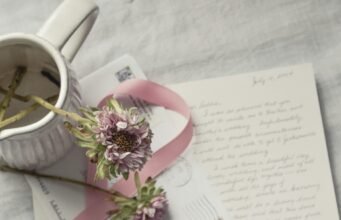 A Parigi, un caffè dove il tempo scorre al contrario No News la rivista dell'ozio e della serendipità, Ozio e serendipità