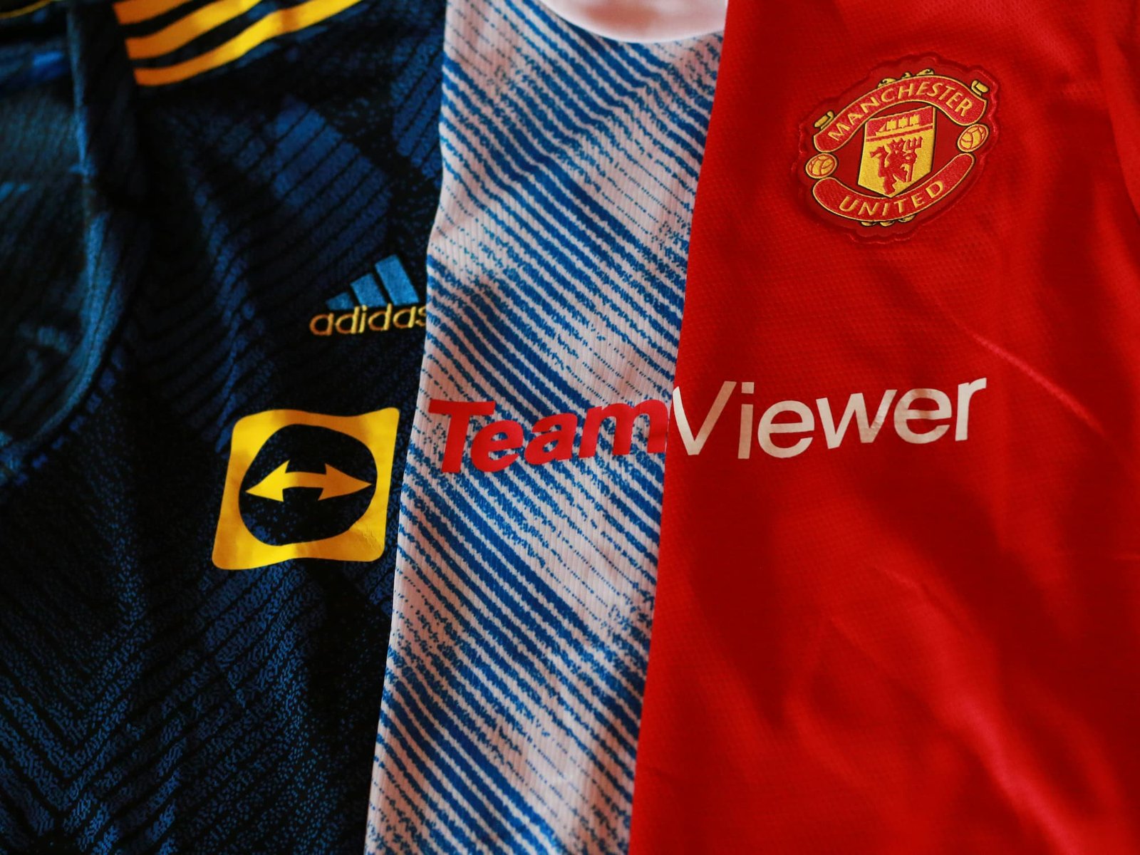 la maglia sudata vale oro il mercato globale dei cimeli del calcio tra autenticit224 tecnologia e collezionismo da Nonewsmagazine.com la maglia sudata vale oro il mercato globale dei cimeli del calcio tra autenticit224 tecnologia e collezionismo