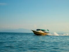 Le Cicladi: viaggio nel labirinto di isole dove l’azzurro incontra il bianco