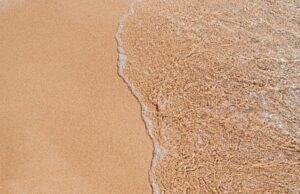 10 baie e spiagge segrete in Europa