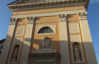 Verona nasconde il più grande reliquiario d’Europa: 30.000 resti sacri in una chiesa dimenticata No News la rivista dell'ozio e della serendipità, Ozio e serendipità