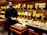 Brillat-Savarin, il formaggio francese che si scioglie come una crema